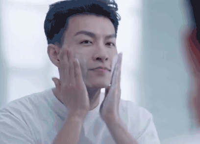 走进男生世界,原来他们为提高颜值都做这些 走进男生世界,原来他们为提高颜值都做这些